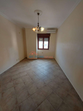 zyre-me-qera-9-kateshet-ne-tirane-big-2