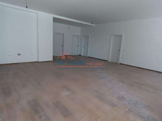 Zyre me qera tek Kompleksi Zirkon