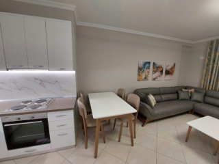 Unaza e re jepet me qera 1+1, pallat i ri