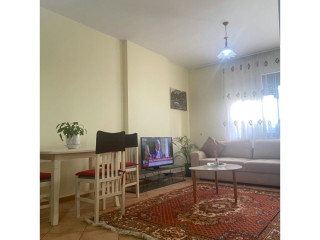 Rruga Bardhyl jepet me qera 1+1