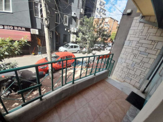 Dyqan me Qira te Pazari i Ri Tirane