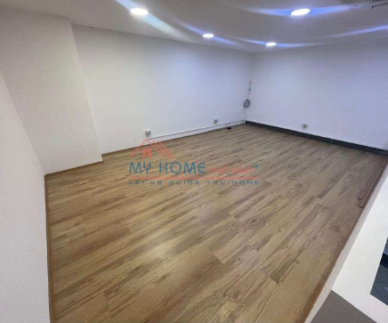 dyqan-me-qera-tek-rrbarrikadave-big-0