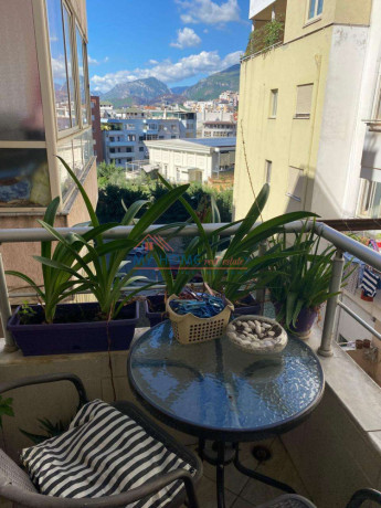 apartament-21-ne-shitje-fresk-tirane-big-0