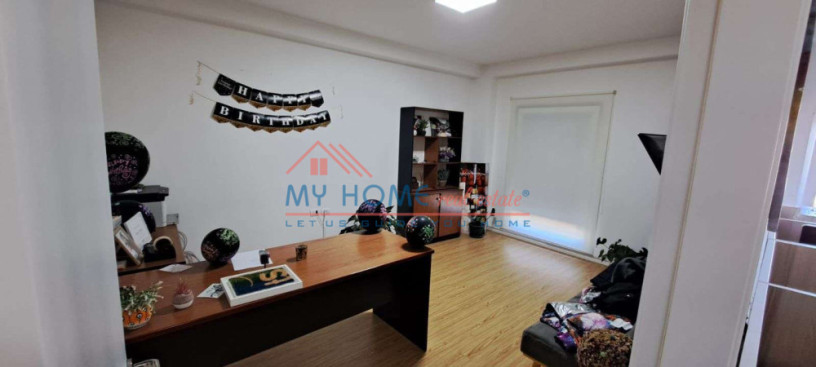 zyre-me-qera-rruga-panorama-tirane-big-4