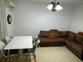 Xhamlliku jepet me qera 2+1