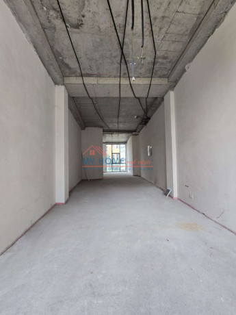 dyqan-post-parkimi-ne-shitje-te-lake-view-residence-tirane-big-1