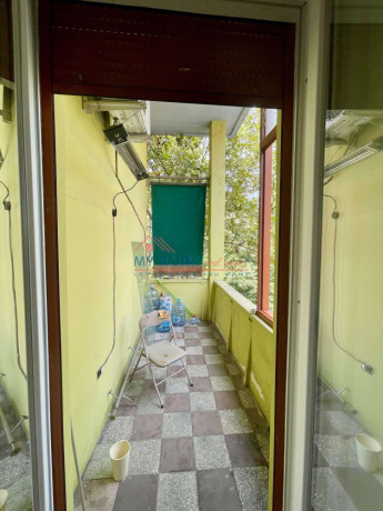 zyre-me-qira-ne-bllok-tirane-big-2