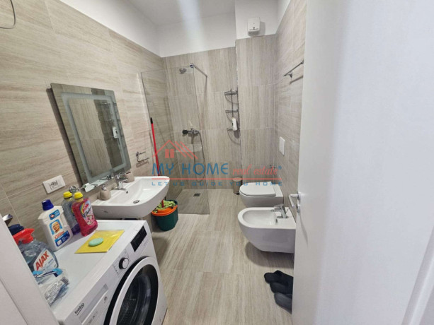 apartament-11-post-parkimi-me-qera-tek-stacioni-i-trenit-ne-tirane-big-1
