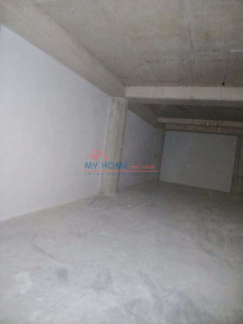 magazine-me-qira-bulevardi-i-ri-ne-tirane-big-0