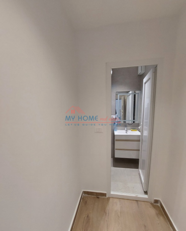 zyre-me-qera-rruga-bardhyl-tirane-big-1