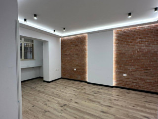 SHITET | Apartament 1+1 Rruga Sami Frashëri pranë Gjimnazit Petro Nini Luarasi