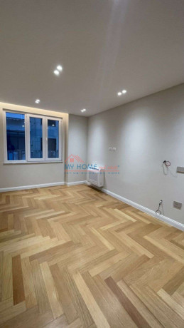 zyre-me-qera-tek-ish-ekspozita-tirane-big-3