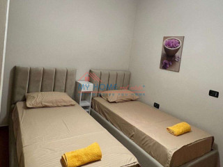 Apartament 2+1 me qera ne Bllok ne Tirane