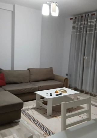 jepet-me-qera-apartament-2-12-qender-mbrapa-15-kt-big-3