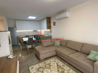 Apartament 3+1 me qera Fusha e Aviacionit ( Kompleksi Turdiu) ne Tirane