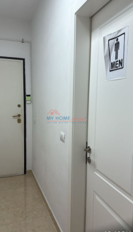 zyre-me-qera-tek-myslym-shyri-tirane-big-2