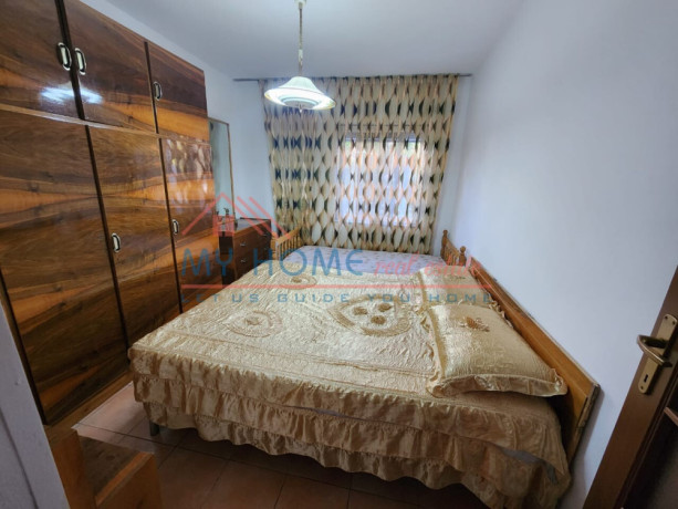 apartament-21-me-qera-tek-pazari-i-ri-ne-tirane-big-2