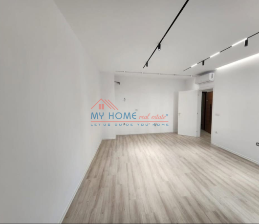 zyre-me-qera-tek-zogu-i-zi-tirane-big-2