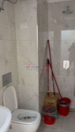 zyre-me-qera-ne-qender-tirane-big-1