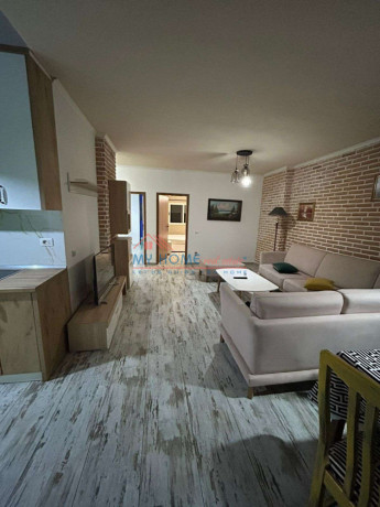 apartament-21-me-qira-tek-komuna-e-parisit-big-2