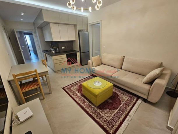 apartament-11-me-qira-tek-rruga-e-bogdaneve-big-0