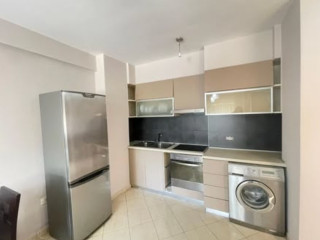 JEPET ME QERA: APARTAMENT 1 + 1/ RRUGA Stavri Themeli_ Prane REPORT TV