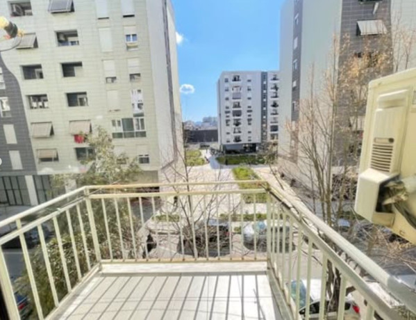 jepet-me-qera-apartament-1-1-rruga-stavri-themeli-prane-report-tv-big-4