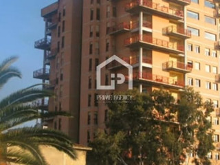 JEPEN ME QERA Zyra tek Torre Drin_ Qendër