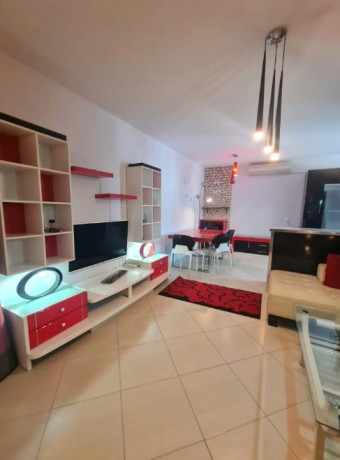 jepet-me-qera-apartament-212-prane-report-rv-big-0