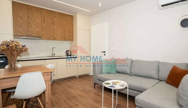 prane-harry-fultz-jepet-me-qera-11-big-0