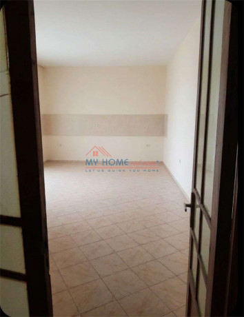 apartament-21-dhe-garsoniere-ne-shitje-mine-peza-tirane-big-0