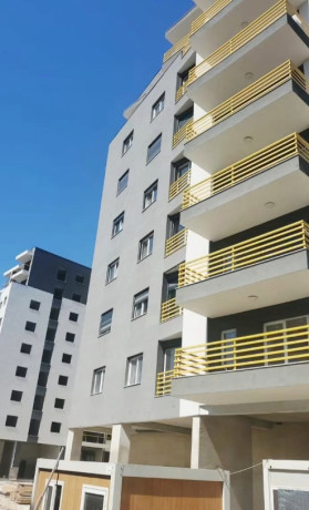 shitet-apartament-11-laprake-mbrapa-kupoles-big-1