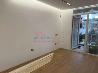 Apartament 1+1 ne shitje tek 21 Dhjetori ne Tirane