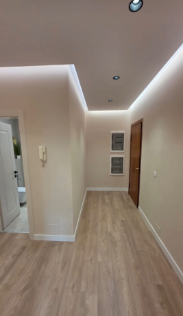 jepet-me-qera-ambjent-biznesi-1-post-parkimi-prane-rtsh-big-0