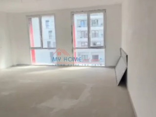 Zyre me qera Rruga e Dibres ne Tirane