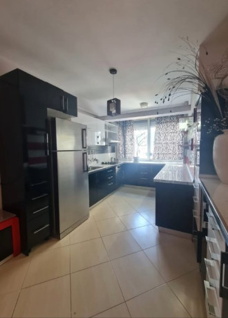 jepet-me-qera-apartament-212-prane-report-rv-big-0