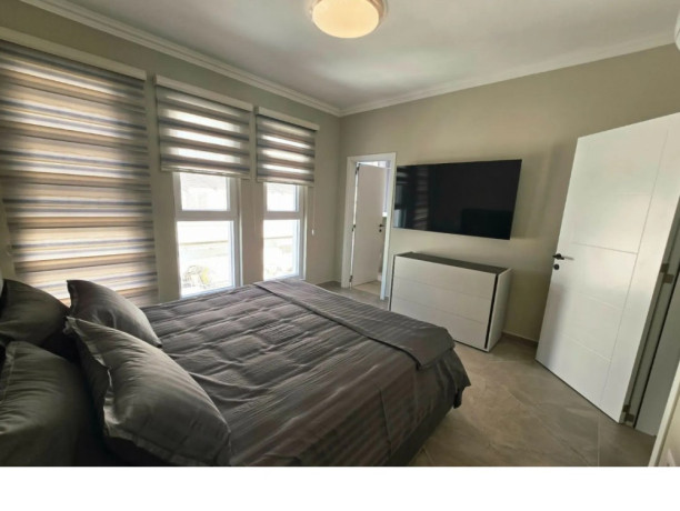 jepet-me-qera-apartament-212-me-pamje-nga-deti-qerret-big-1