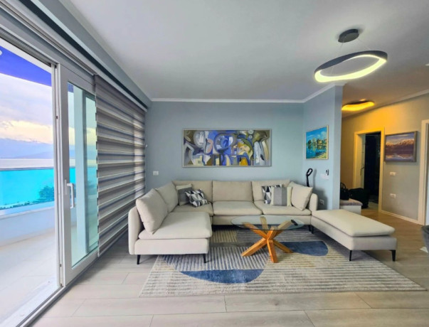 jepet-me-qera-ditore-apartament-lake-view-escape-9-big-1