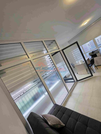 zyre-me-qera-tek-bulevardi-i-ri-tirane-big-1