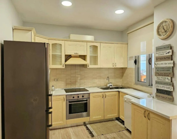 shitet-apartament-21-1-garazh-zona-liqeni-thate-big-0