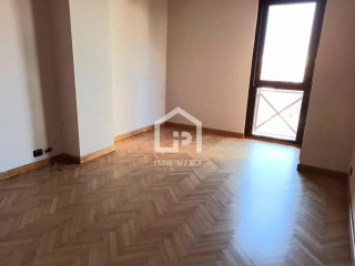 JEPET ME QERA : AMBJENT BIZNESI: /ZONA Qendër/ TORRE DRINI