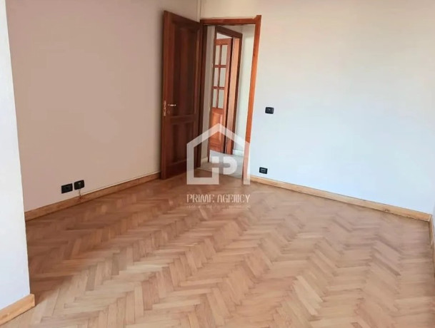 jepet-me-qera-ambjent-biznesi-zona-qender-torre-drini-big-1