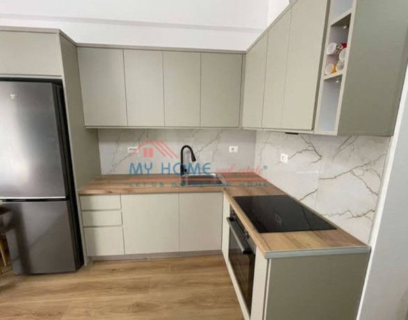 rruga-pasho-hysa-kompleksi-kadiu-jepet-me-qera-11-big-2