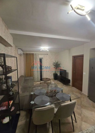 rrbarrikadave-jepet-me-qera-11-big-1