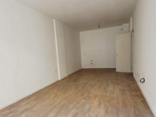 SHITET APARTAMENT 1+1 | LAPRAKË (MBRAPA KUPOLES)