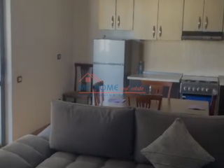 Apartament 2+1 me qera 21 Dhjetori ne Tirane