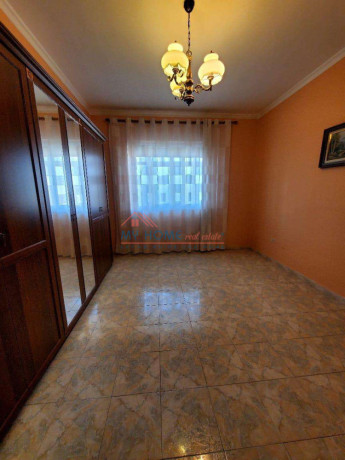 apartament-11-me-qera-tek-rruga-bardhyl-tirane-big-0