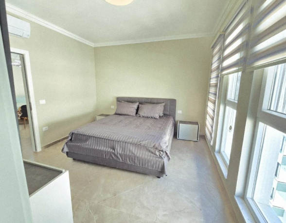 jepet-me-qera-apartament-212-me-pamje-nga-deti-big-3