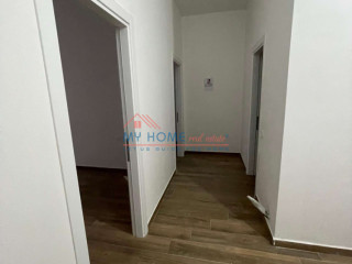 Zyre me Qera Farmacia 10 Tirane