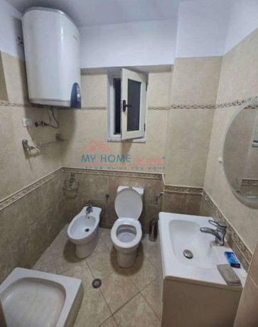 rruga-e-barrikadave-jepet-me-qera-11-big-3